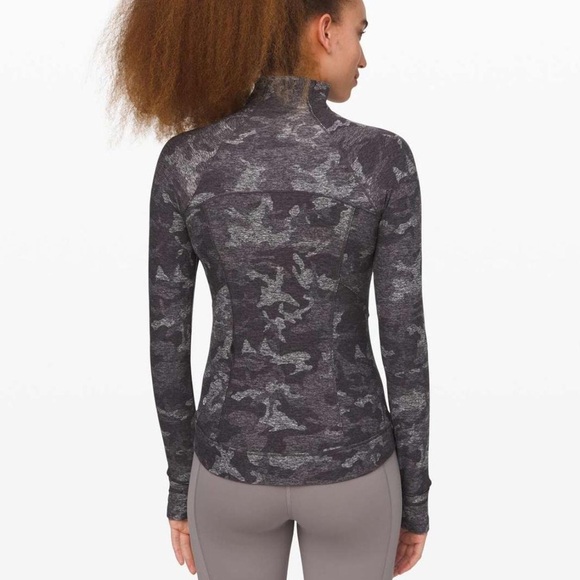 LULULEMON Outrun the Elements 1/2 Zip, Incognito Camo HTR Black, size 12 - Picture 2 of 5